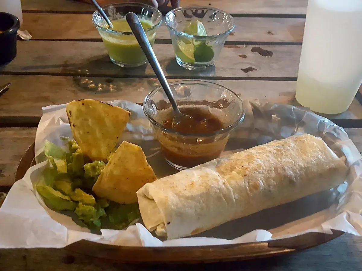 Vegetarische wraps met zwarte bonen